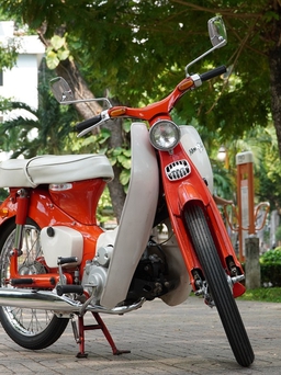 Ngắm 'xe hiếm' Honda Super Cub C102 về Việt Nam, giá hơn 5.000 USD