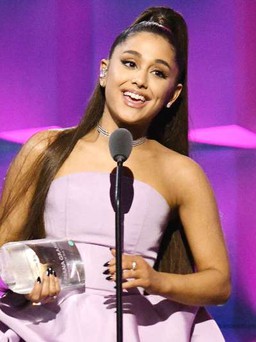 Hủy show liên tục, Ariana Grande vẫn là 'Người phụ nữ của năm'