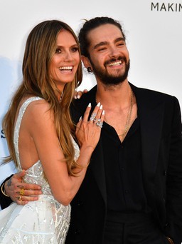 Siêu mẫu Heidi Klum đính hôn với tình trẻ kém 17 tuổi