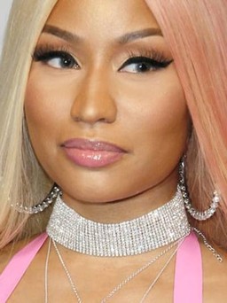 Nicki Minaj rút lại quyết định giải nghệ sau chưa đầy một ngày