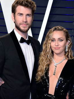 Miley Cyrus và Liam Hemsworth chính thức hoàn tất việc ly hôn