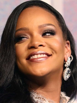 Rihanna quyên góp 5 triệu USD chống Covid-19