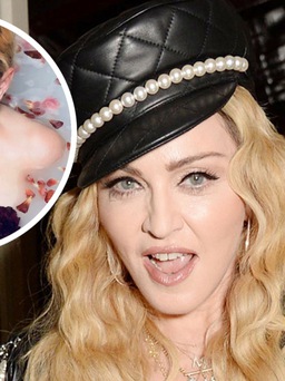 Madonna tung video táo bạo trong bồn tắm giữa lúc đang cách ly