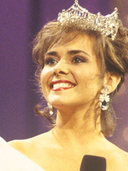 Hoa hậu Mỹ qua đời ở tuổi 49