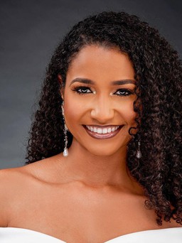 Nữ thạc sĩ tài năng giành vương miện Hoa hậu Thế giới Jamaica 2021