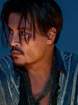 Johnny Depp tái ký hợp đồng triệu đô với Dior
