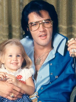 Đời thăng trầm của ái nữ huyền thoại Elvis Presley