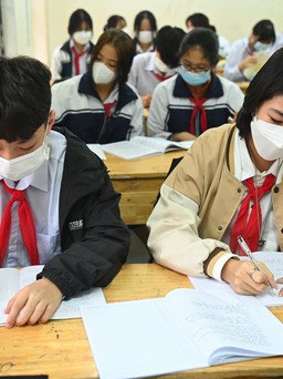 Học sinh THPT Hà Nội trở lại trường từ ngày 6.12