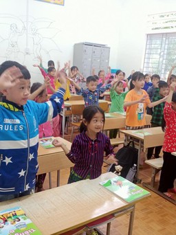 Thiếu giáo viên tiếng Anh: Một trường Hà Nội ‘cứu nguy’ gần 20 trường ở Mèo Vạc
