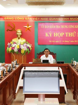 Bộ Chính trị thi hành kỷ luật loạt cựu lãnh đạo tỉnh Phú Yên