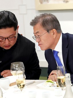 Tổng thống Hàn Quốc kêu gọi sớm kết nối đường bộ với Triều Tiên