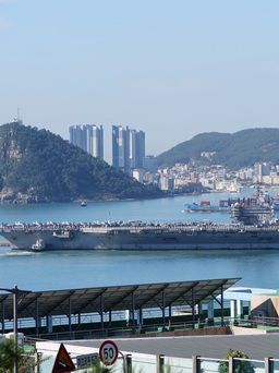 Mỹ điều tàu sân bay đến Hàn Quốc, gửi thông điệp cảnh báo đến Triều Tiên?