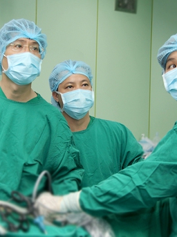 Đặt stent trong lòng stent cứu bệnh nhân ung thư gan bị bệnh viện 'trả về'