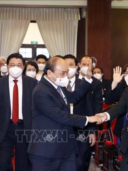 Xây dựng đội ngũ luật sư ngang tầm khu vực và thế giới