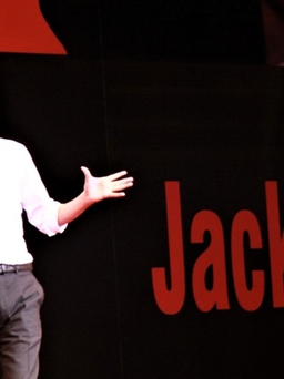 Tỉ phú Jack Ma: Học sai lầm của người khác để thành công