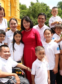 Phó chủ tịch nước: ‘Tôi rất tự hào về gia đình Việt Nam chúng ta’