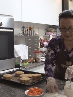 Món ngon: Cùng chuyên gia làm bánh trung thu chay mùa Vu Lan