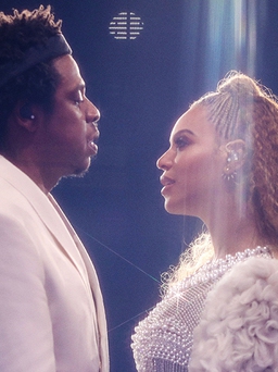 Beyoncé và Jay-Z thu về hơn 250 triệu USD từ tour diễn ‘On the Run II’