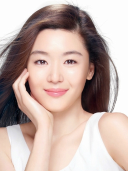 Jeon Ji Hyun vào top 10 nhân vật quyền lực nhất làng giải trí Hàn