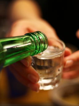 Nóng trên mạng xã hội: Trẻ con vô tư, người lớn vô tâm