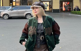 Điểm chạm trẻ trung cùng với áo bomber cá tính