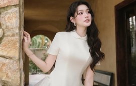 Bí quyết 'siết' vòng 2 thon gọn với váy chiết eo
