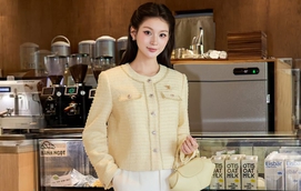 Tận hưởng trọn vẹn mùa lạnh cùng trang phục len, da và dạ tweed sang chảnh