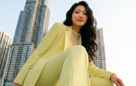 Thu hút nơi công sở đầu năm cùng váy dài, quần ống rộng và giày cao gót