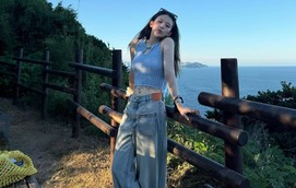 Áo crop top giúp nàng tỏa sáng trong những chuyến du lịch đầu hè