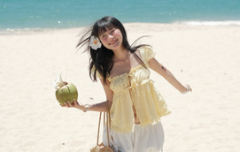 Bản phối vàng và trắng: Bí quyết mặc đẹp rạng rỡ trong nắng hè