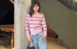 Áo cardigan là lựa chọn hoàn hảo cho những chuyến du lịch hè