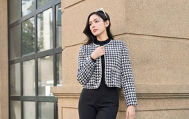 Chân dài miên man nhờ những chiếc quần ống loe cá tính