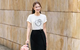 Những mẫu áo hè khiến chị em 'bừng sáng'