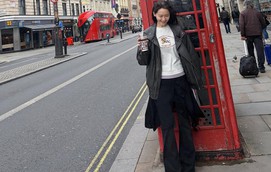 Diện quần ống loe theo cách riêng, càng mặc càng 'chất'