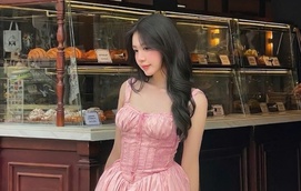 Hóa thành nàng thơ ngọt ngào cùng đầm hai dây dáng xòe