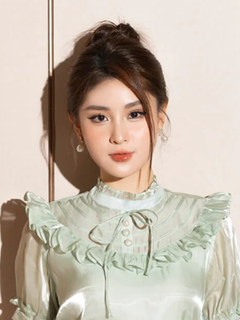 Sắc xanh mint 'đánh tan' sự nhàm chán của thời trang công sở