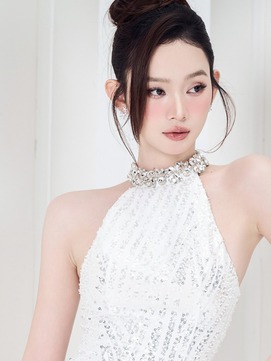 Vẻ đẹp thăng hoa trong những chiếc váy tiệc tinh xảo