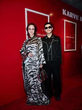 Vợ chồng Cường Seven, Vũ Ngọc Anh khoe street style ấn tượng