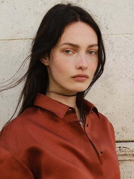 Diện trang phục đồng màu vừa sành điệu mà còn chẳng tốn thời gian phối đồ