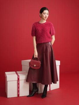 Nâng tầm phong cách đi làm đầu năm từ những trang phục thanh lịch