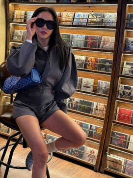 Phối thông minh để biến đồ thể thao thành thời trang hằng ngày