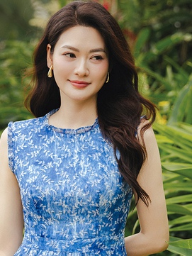 Rạng rỡ với váy họa tiết đẹp cho ngày nắng