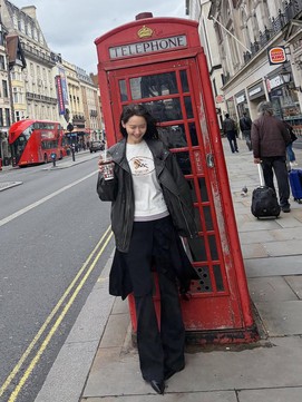 Diện quần ống loe theo cách riêng, càng mặc càng 'chất'