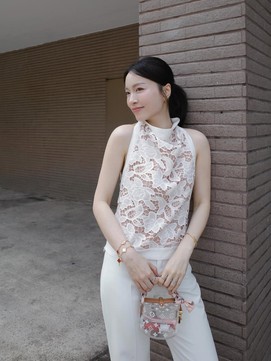 Xu hướng mùa hè gọi tên những bản phối nhẹ nhàng cùng vải ren