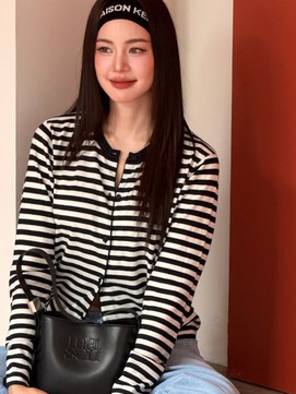 Khi cardigan mỏng trở thành 'trợ thủ' chống nắng đầy phong cách