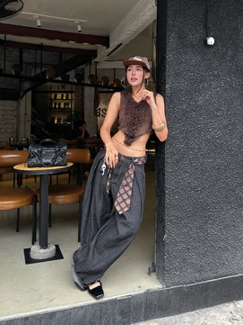 Thăng hạng phong cách cùng dây chuyền thắt eo độc đáo