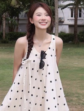 Trẻ ra đến chục tuổi khi nàng diện áo, váy babydoll xuống phố