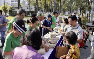 Đổi pin, chất thải rắn nguy hại lấy quà: Cách làm nhỏ vì môi trường ở TP.HCM