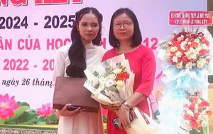 Nữ sinh dành hai điểm 10 tặng bố mẹ làm nông