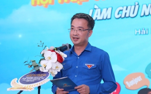 'Hãy cùng nhau hành động, để thế hệ trẻ Việt Nam làm chủ ngoại ngữ'